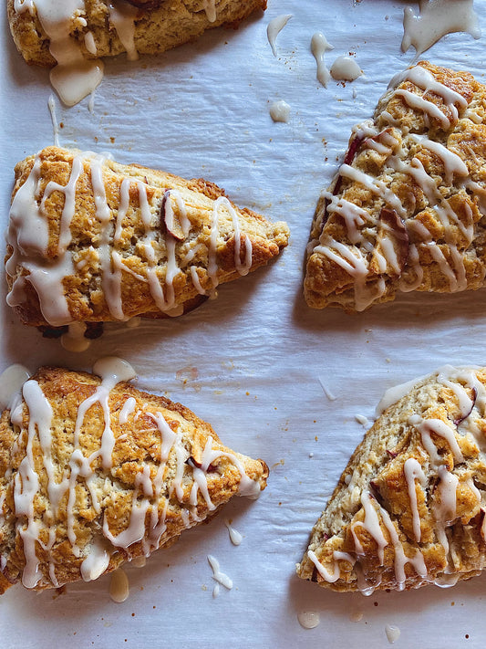 Holiday morning glazed apple pie scones